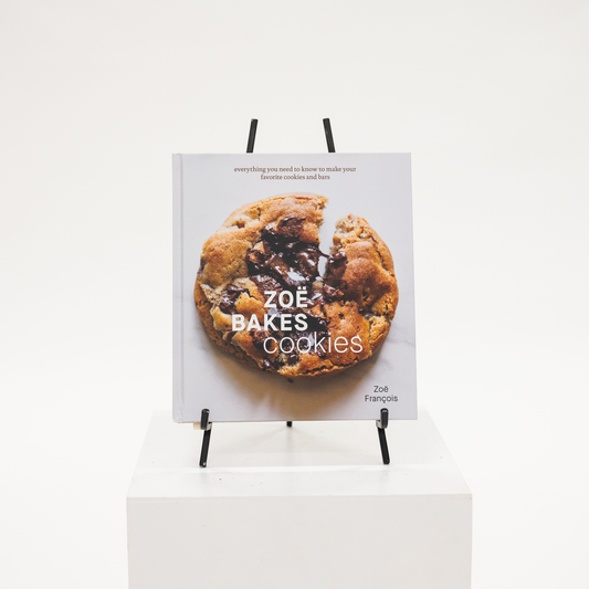 Zoe Bakes Cookies (A Cookbook)