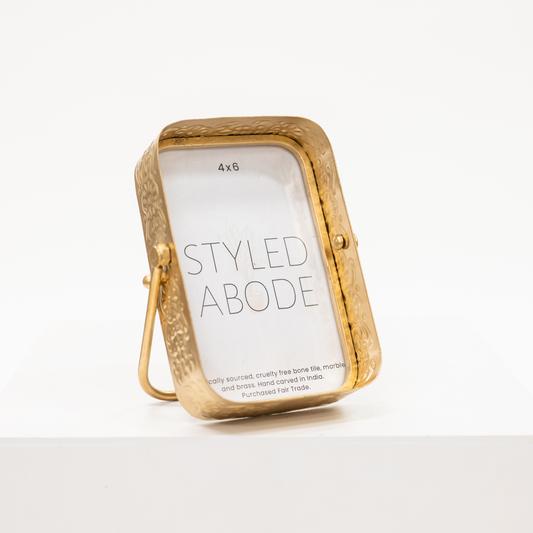 4x6 picture frame with embossed edge in gold with easel back