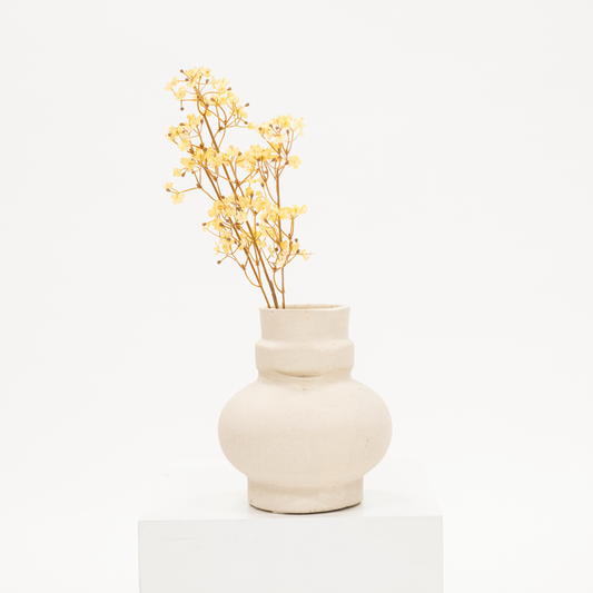 Delicate cream floral for fall