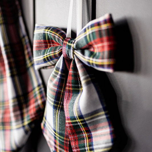 Christmas Plaid Bow