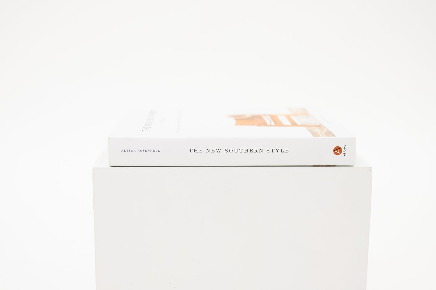 New Southern Style (A Coffee Table Book)