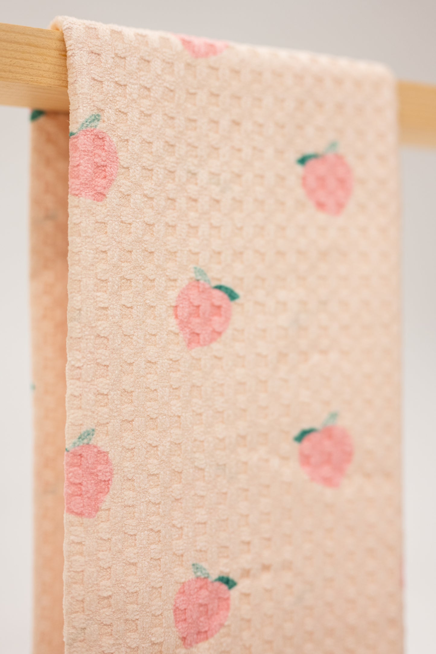 Peaches Microfiber Kitchen Towel
