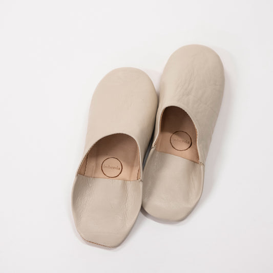 Moroccan Babouche Slippers, Chalk