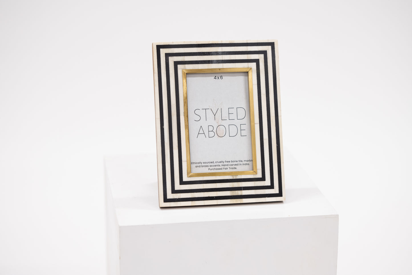 4x6 Black & Gold Frame