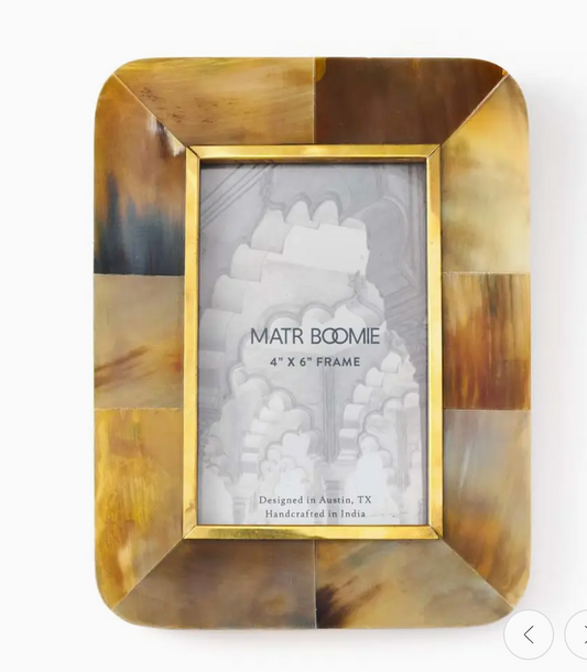 Rounded Horn Picture Frame 4x6