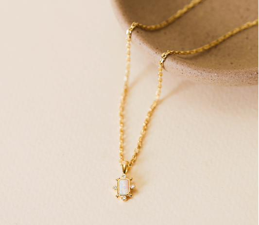 Opal Pendant Necklace: 18k Gold Plated