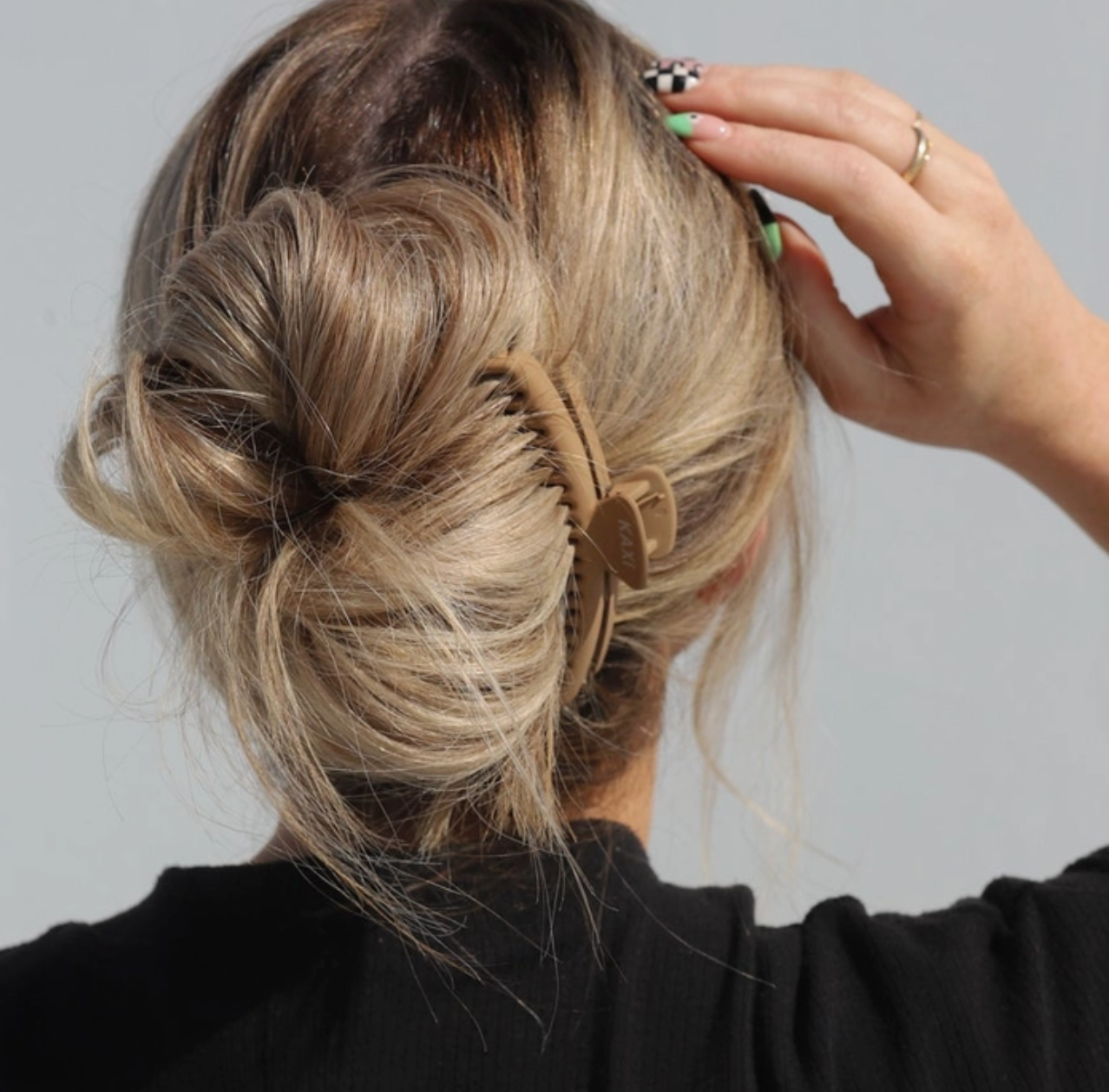 Hold Everything Hair Claw: Two Sizes