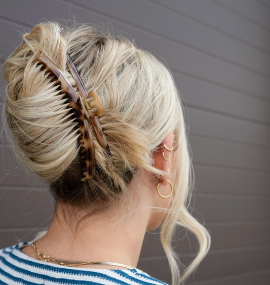 Hold Everything Hair Claw: Two Sizes