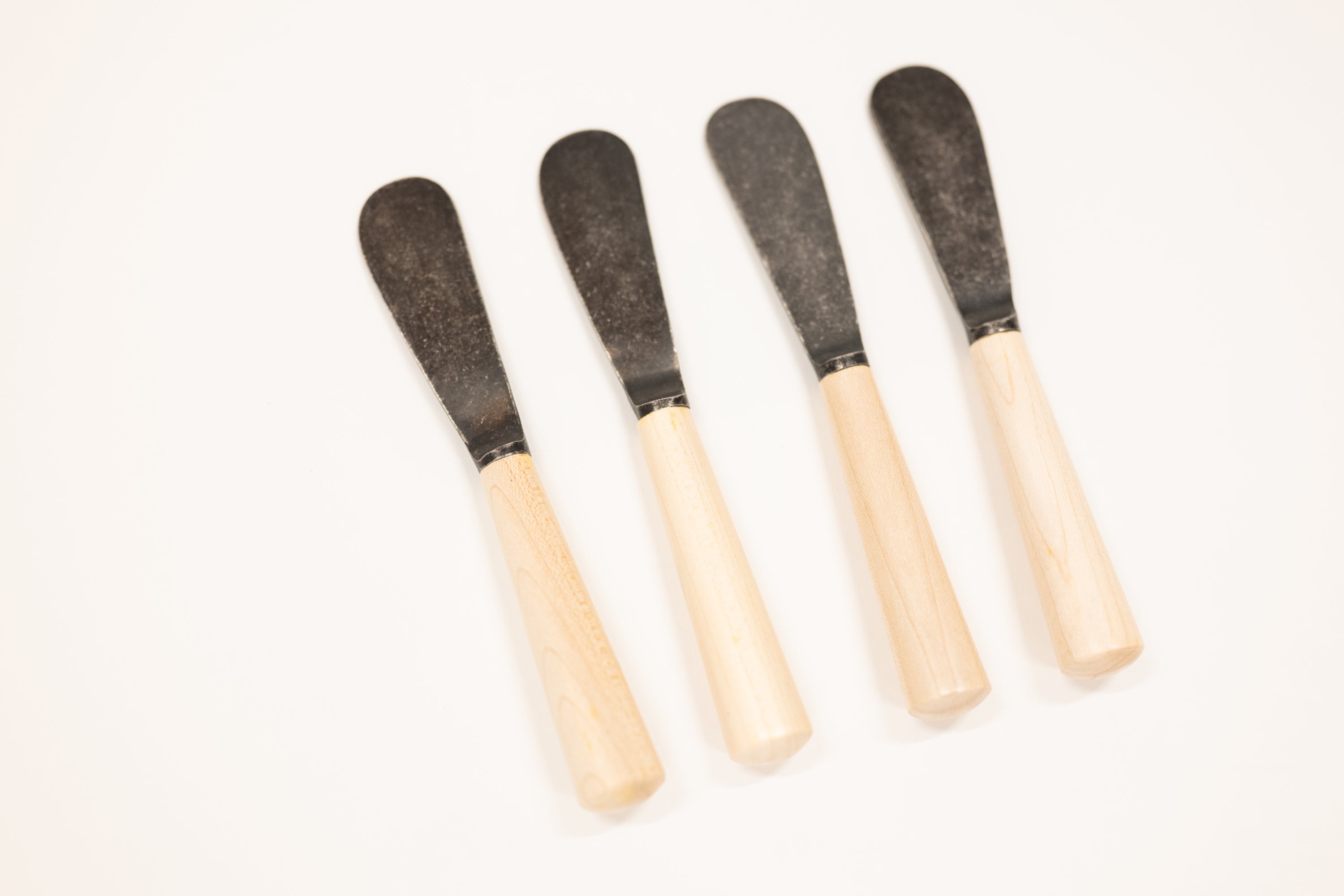 maple wood black steel spreader set