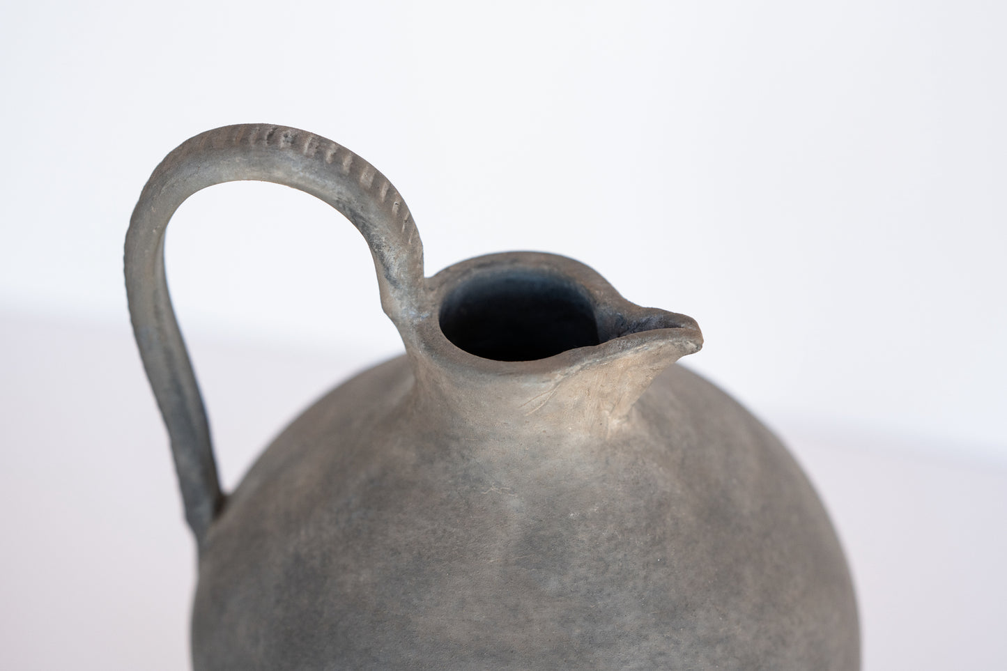 Ravine Jug - Worn Black Jug