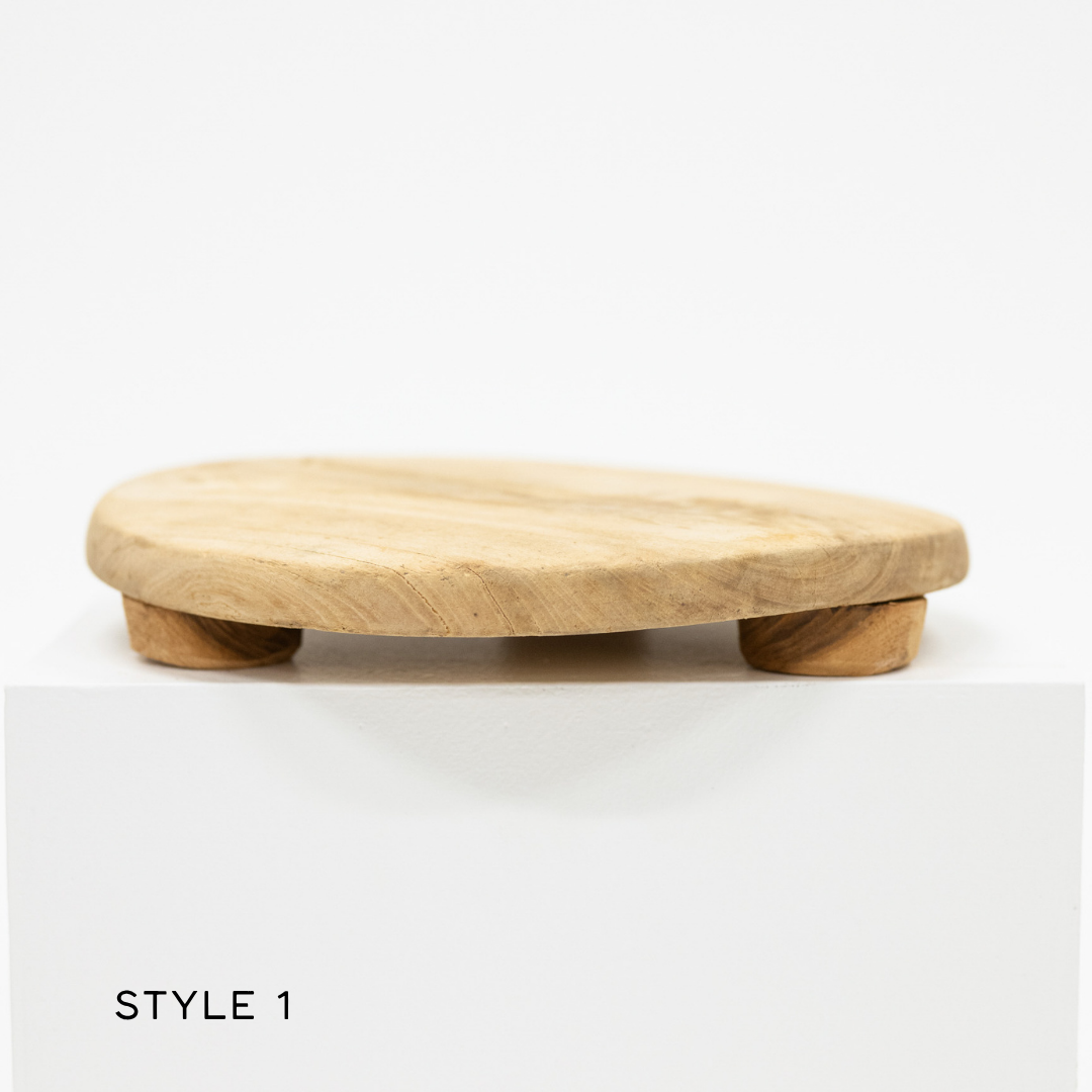 Wooden board on a white background with 'STYLE 1' text.