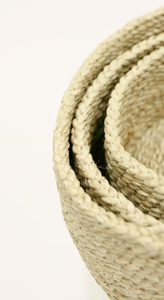 Round Jute Tabletop Basket