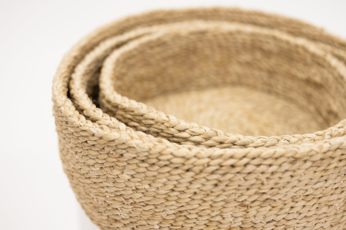 Round Jute Tabletop Basket