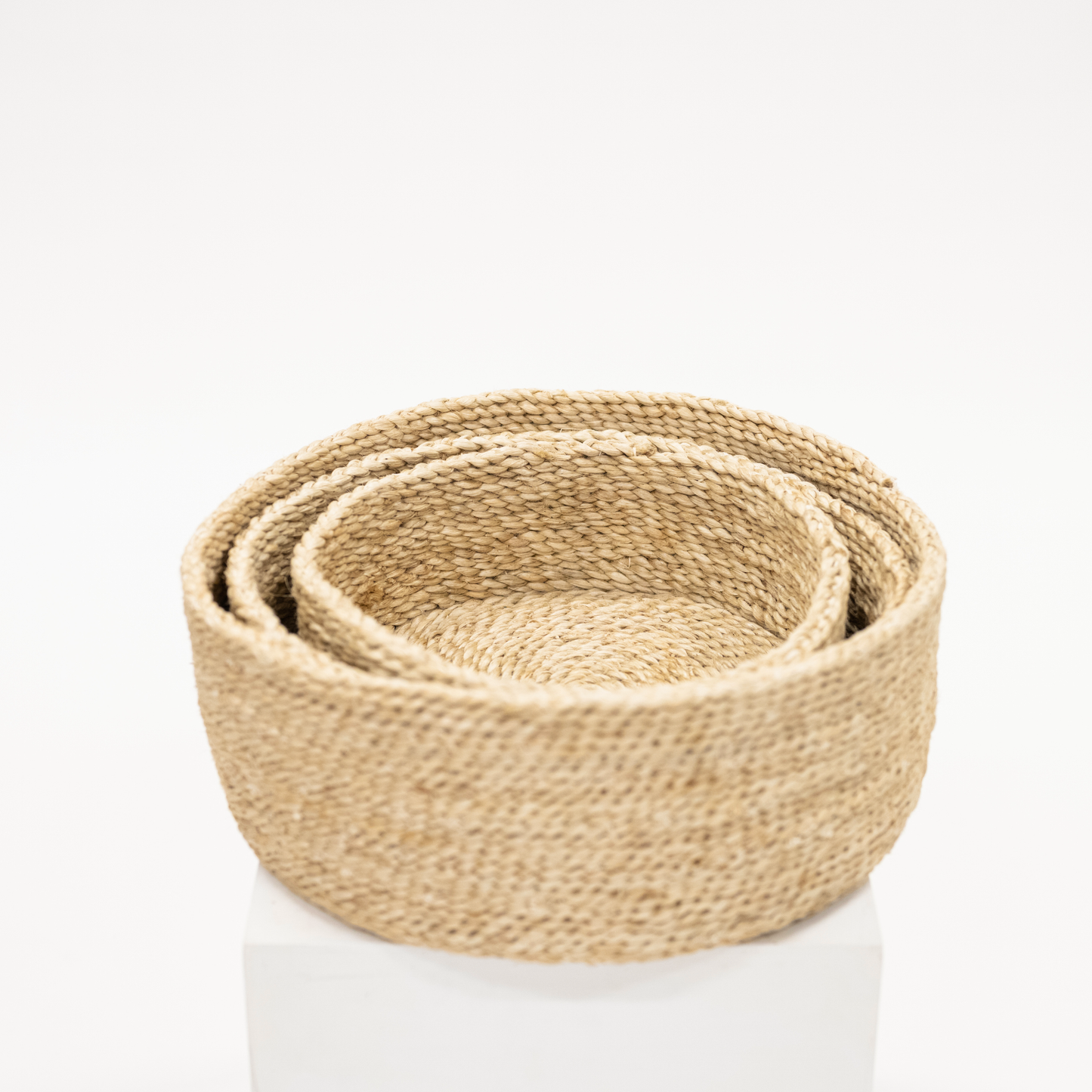 Round Jute Tabletop Basket