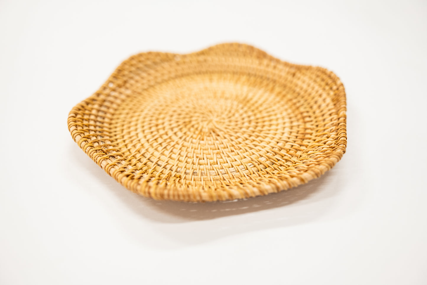 scalloped edge woven rattan tray for decorating