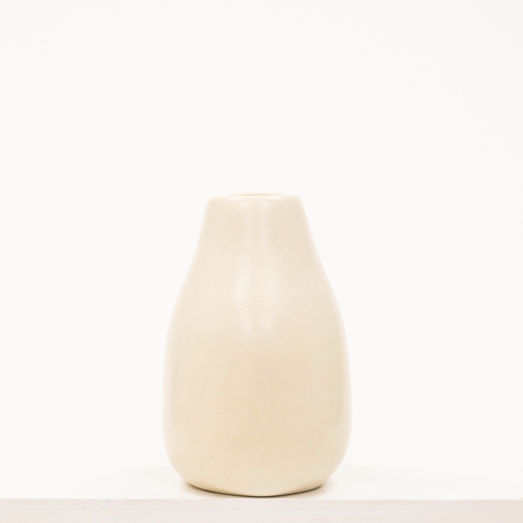 tapered shaped pen cup made from soapstone