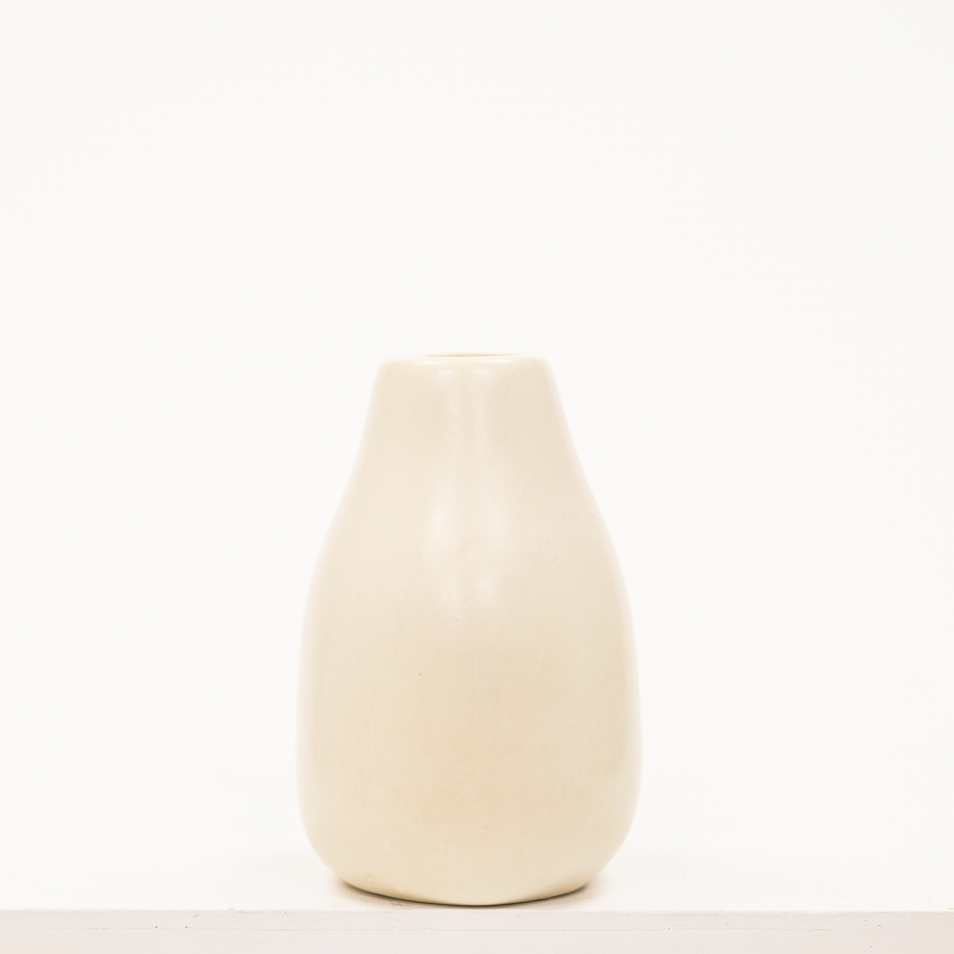 tapered shaped pen cup made from soapstone