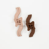 wavy hold everything hair claw in two sizes