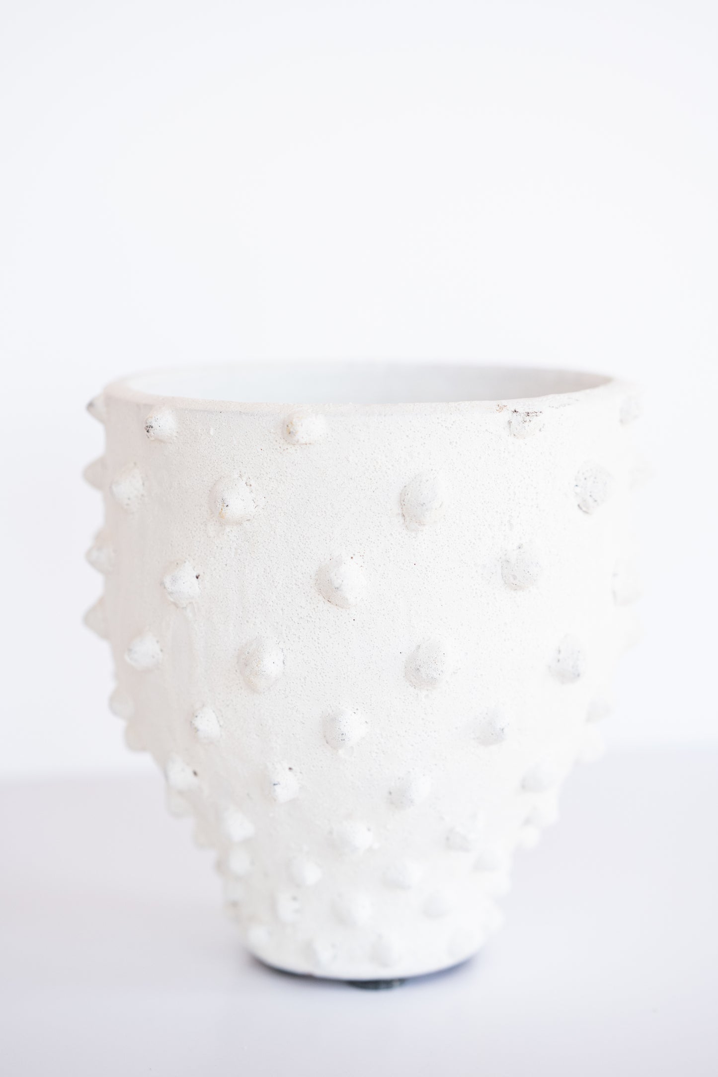 The Bristol - A White Spotted Vase